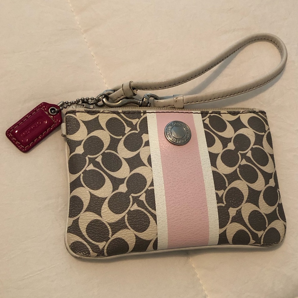 Coach Wristlet - Picture 1 of 10